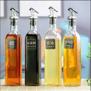 Chai thủy tinh đựng dầu ăn có kèm vòi 500ml ( T48, full vat )