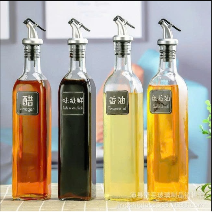 Chai thủy tinh đựng dầu ăn có kèm vòi 500ml ( T48, full vat )